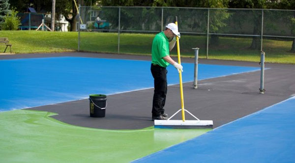 Thi công sơn sân tennis