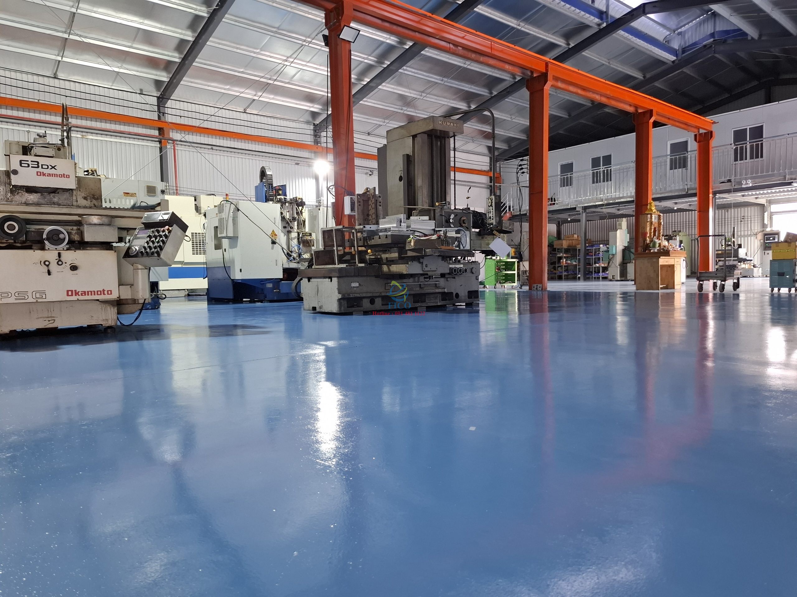 Thi công nền nhà xưởng bằng sơn epoxy có bền không?