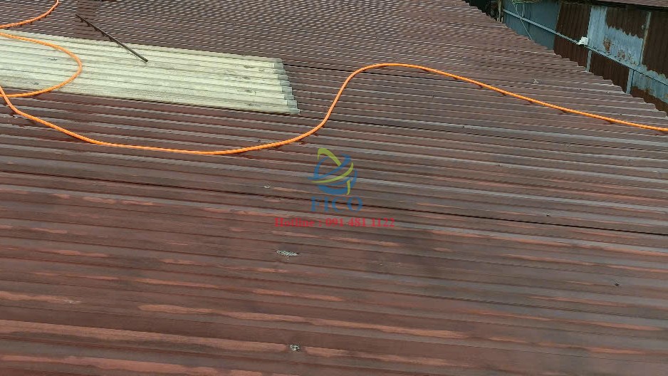 Dấu hiệu nhận biết mái tôn cần sơn chống rỉ sớm